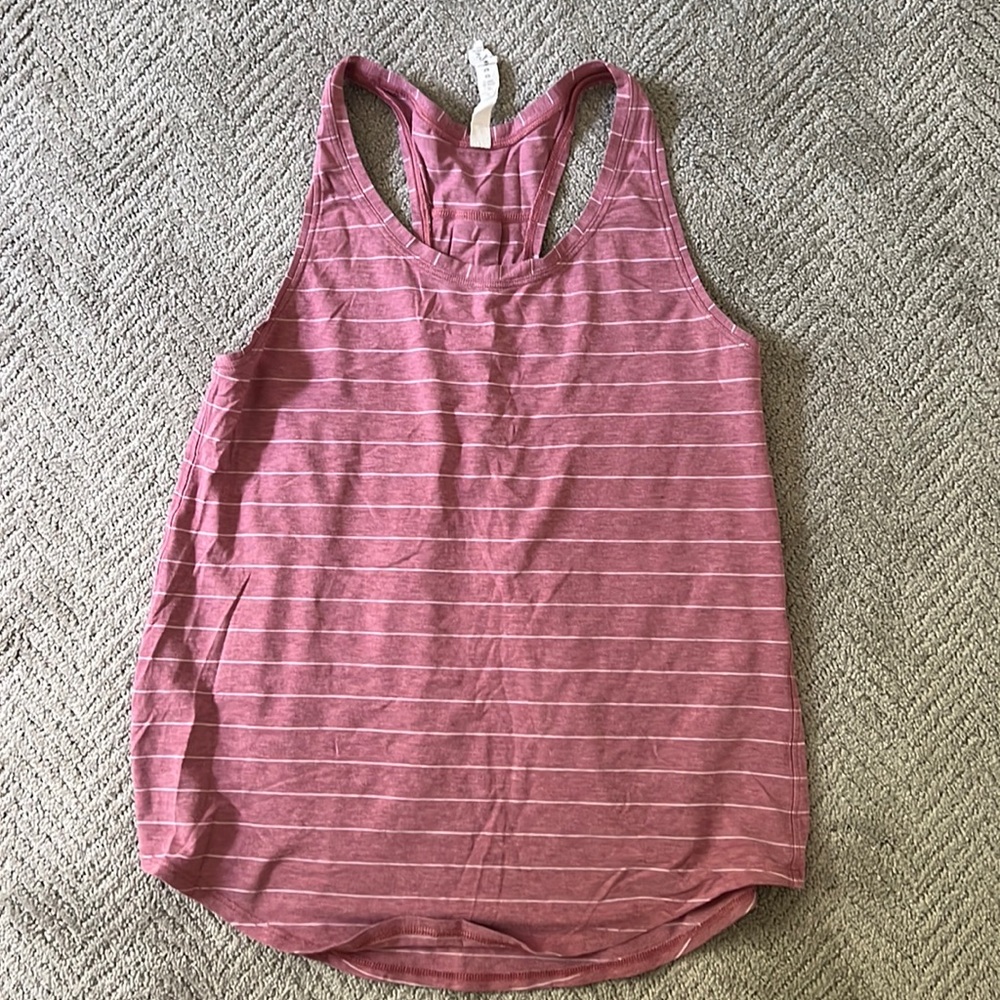Lululemon tank